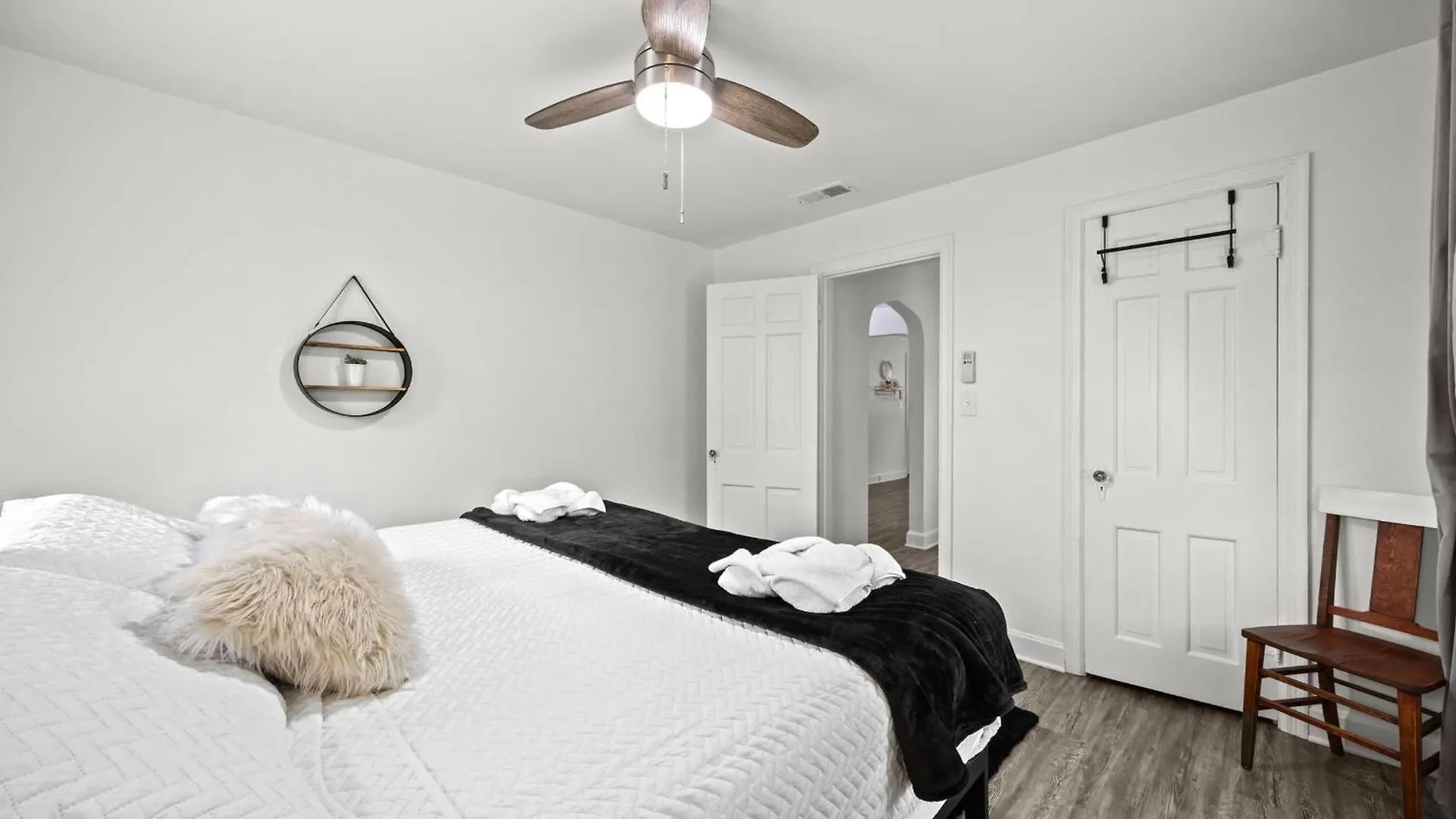 Apartment Modern Louisville Stay Free Parking Prime Location